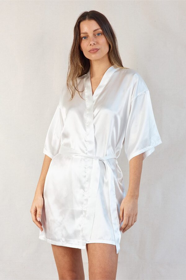 Evie White Personalised Bridal Robe Personalised Bridal Party Robes Australia