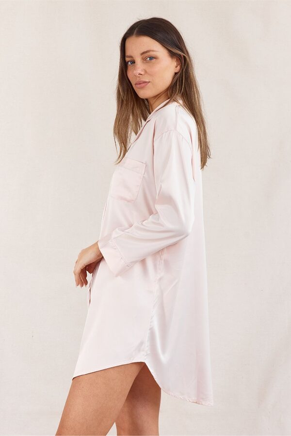 Willow Sleepshirt Blush Pink Bridesmaids Getting Ready Ideas 4 Pink Bridesmaid Getting Ready Robes and Pyjamas