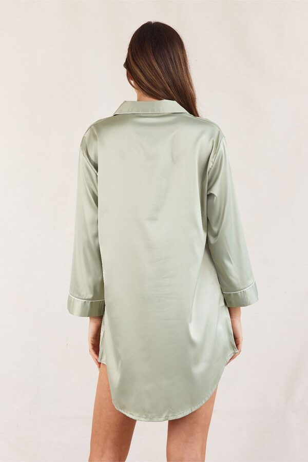 Willow Sleepshirt Sage Green Bridesmaids Getting Ready Ideas 5 Green Bridesmaid Getting Ready Robes and Pyjamas