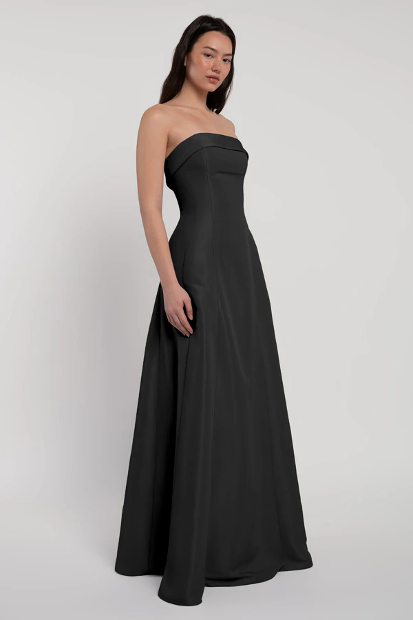 Chiara Black front Chiara Black front