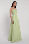 Chiara Pistachio front
