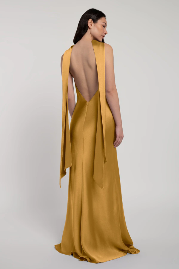 Luna Marigold back Luna Marigold back
