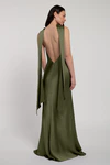 Luna Olive back