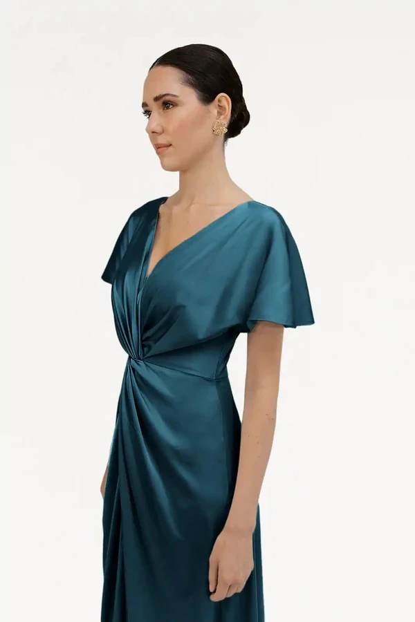 camilla-emerald-green-bridesmaid-dress-thth-front-detail Camilla Emerald Green Bridesmaid Dress By TH&TH Front Detail