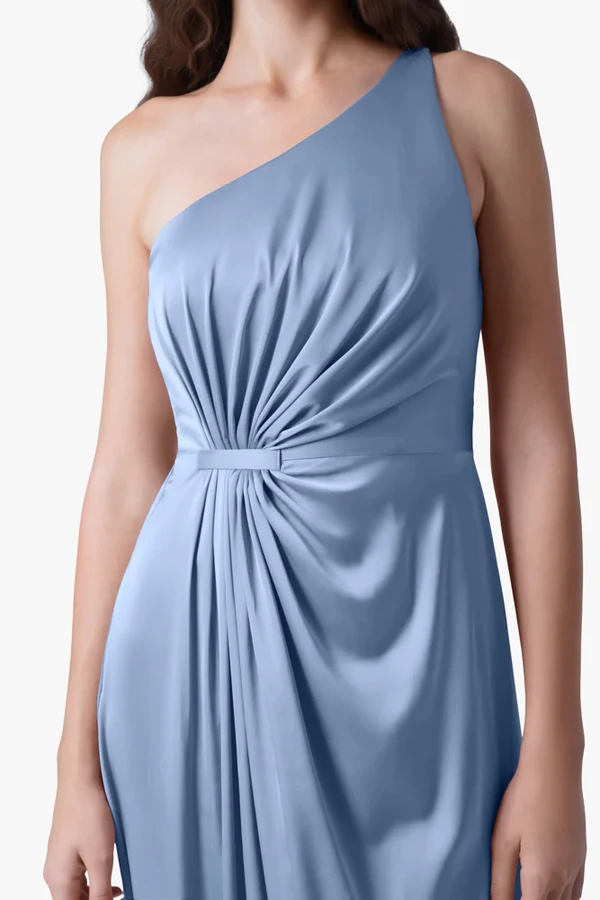 Greta Dusty Blue Detail 2 Bridesmaid Dress by TH&TH Greta Dusty Blue blue bridesmaid dress by TH&TH, detail 2 view