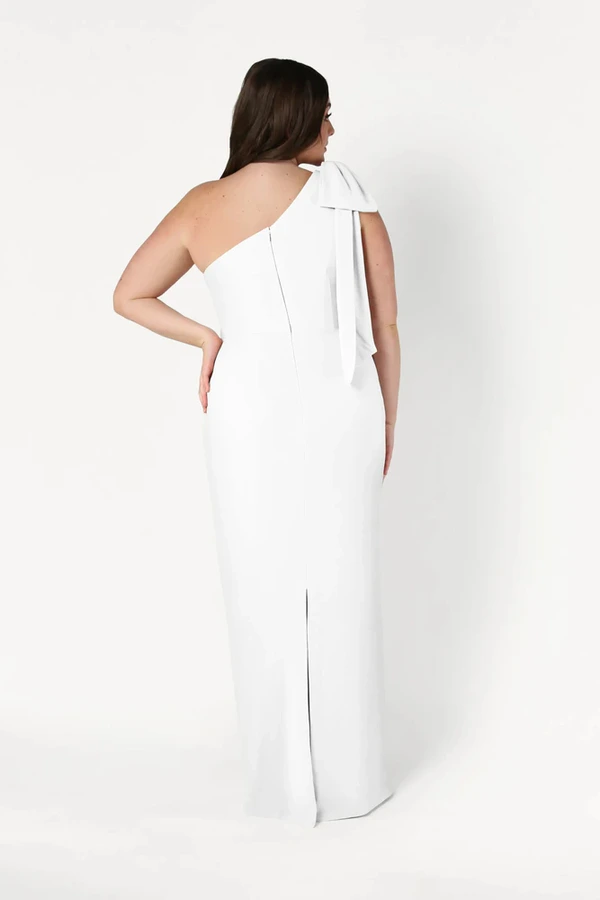 Valentina Neutral Bridesmaid Dress by TH&TH – Curve Back Valentina Neutral Bridesmaid Dress by TH&TH – Curve Back