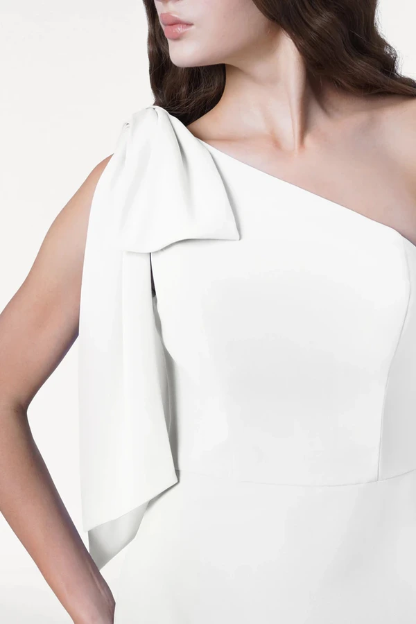 Valentina Neutral Bridesmaid Dress by TH&TH – Detail Valentina Neutral Bridesmaid Dress by TH&TH – Detail