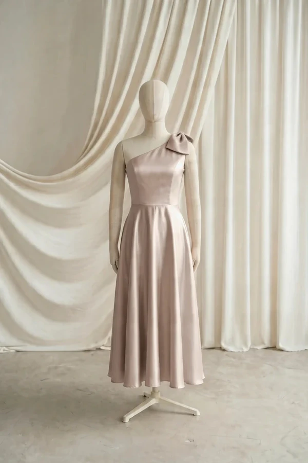 Mara Junior Bridesmaid Dress by TH&TH – Champagne – Champagne Sky – Front Mara junior bridesmaid dress by TH&TH in Champagne Sky, full-length front view