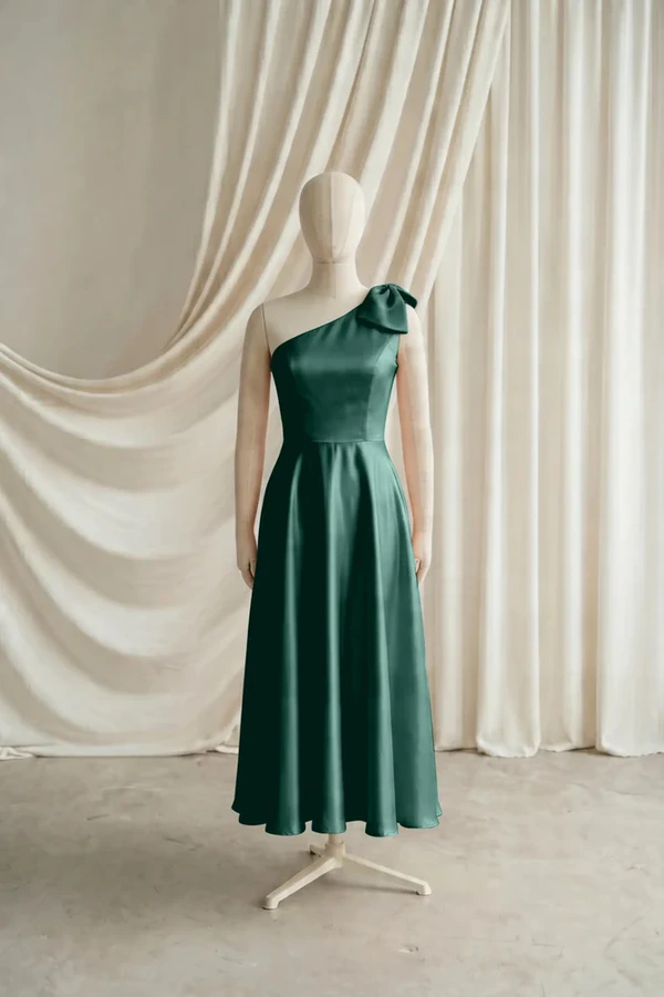 Mara Junior Bridesmaid Dress by TH&TH – Green – Forest Green – Front Mara junior bridesmaid dress by TH&TH in Forest Green, full-length front view