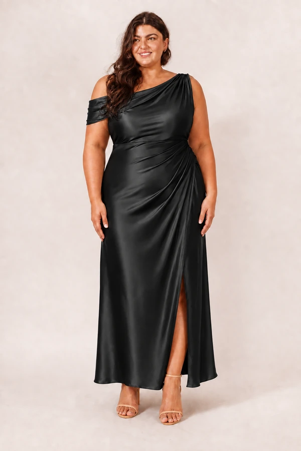 elara-black-curvy-front-v1 Black Elara satin bridesmaid dress by Dressology, curvy model, front view