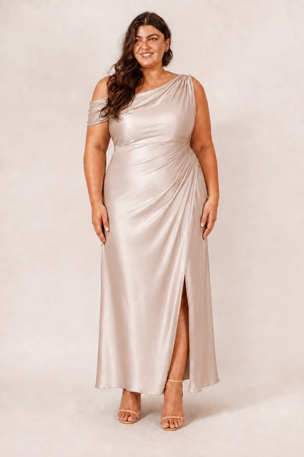 elara-champagne-curvy-front-v1 Champagne Elara satin bridesmaid dress by Dressology, curvy model, front view